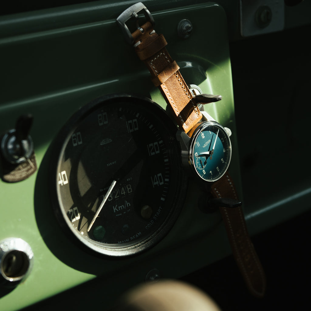 Montre de la série *Édition limitée* calibre 42 mm : Cardinal