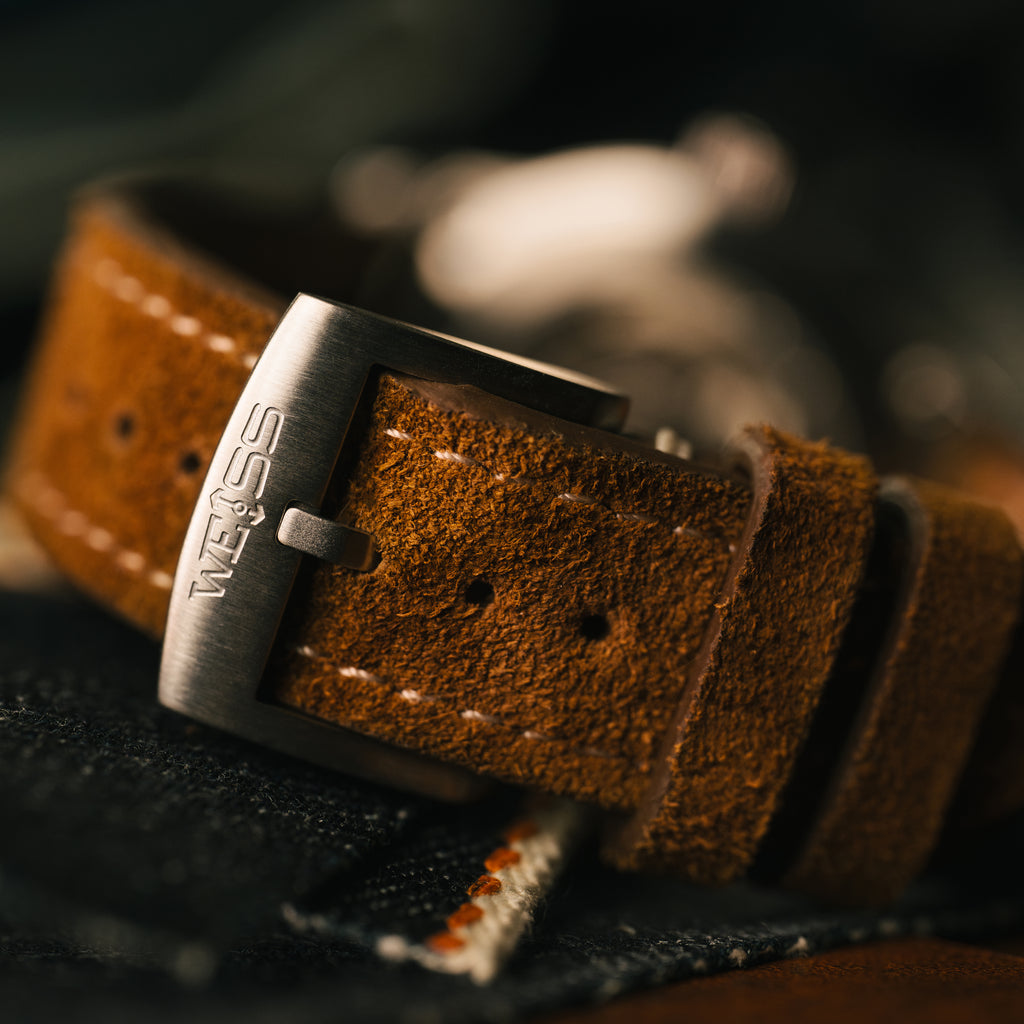 *Limitierte Auflage* Automatische Standard-Felduhr aus Titan, 38 mm, mit Datum: Strukturiertes schwarzes Zifferblatt